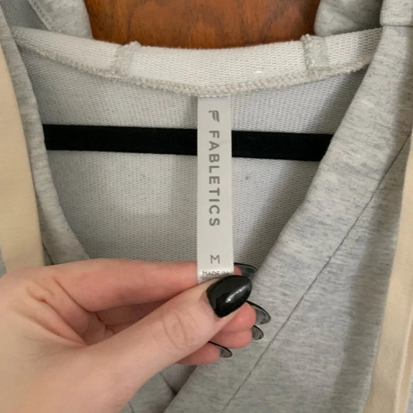 Fabletics Ariana Hoodie - Picture 4 of 8